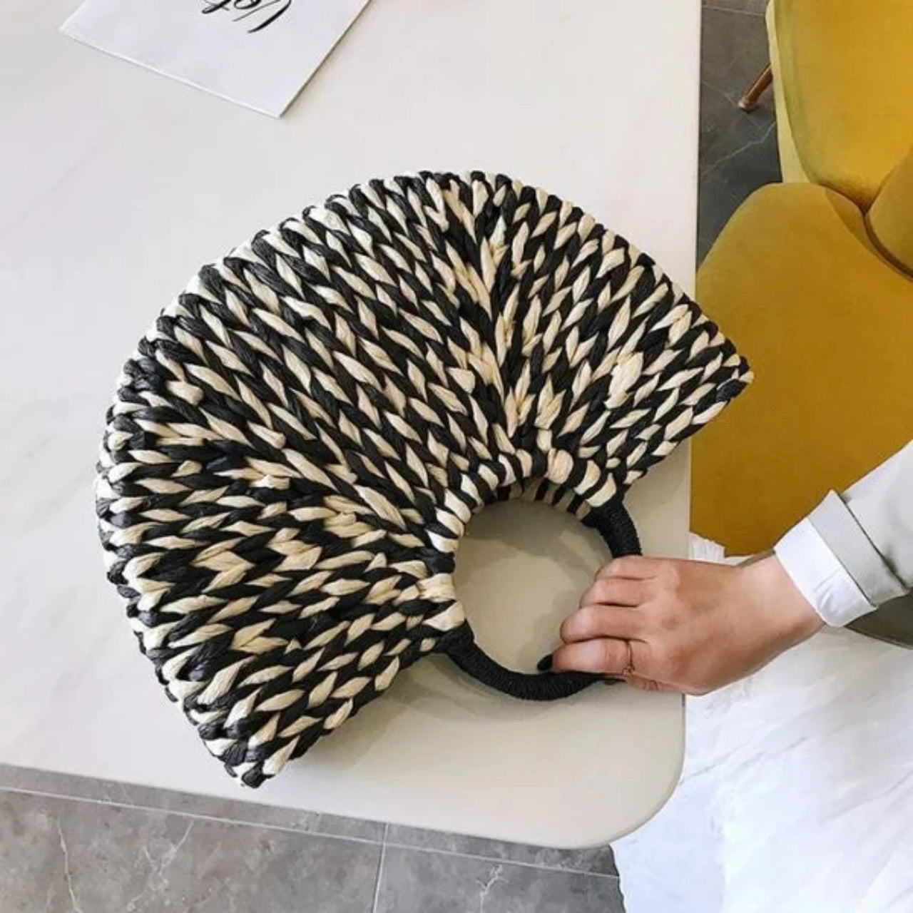 HalfMoonStrawBag_