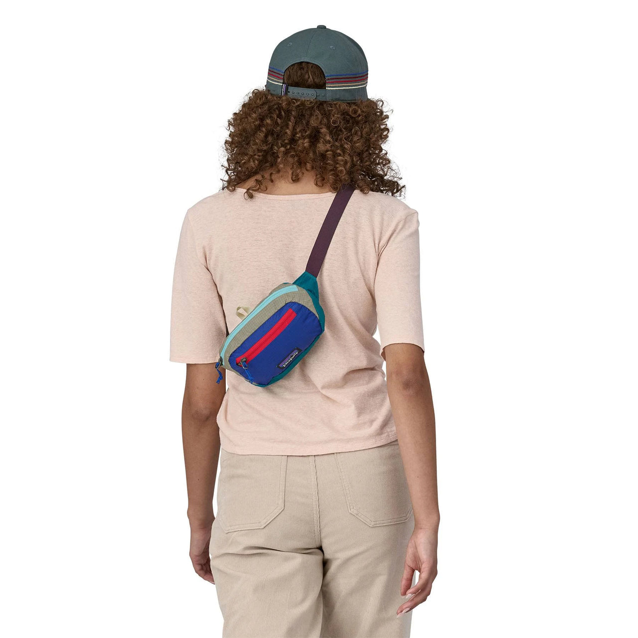 Patagonia - Ultralight Black Hole Mini Hip Pack - Pine Needle Green