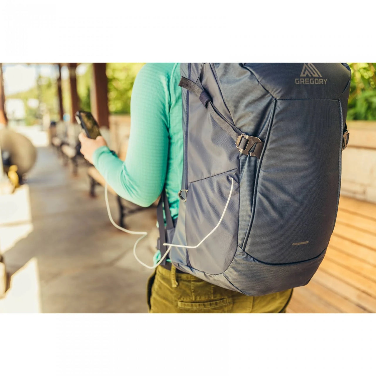 Gregory Juxt 28 Backpack Obsidian Black