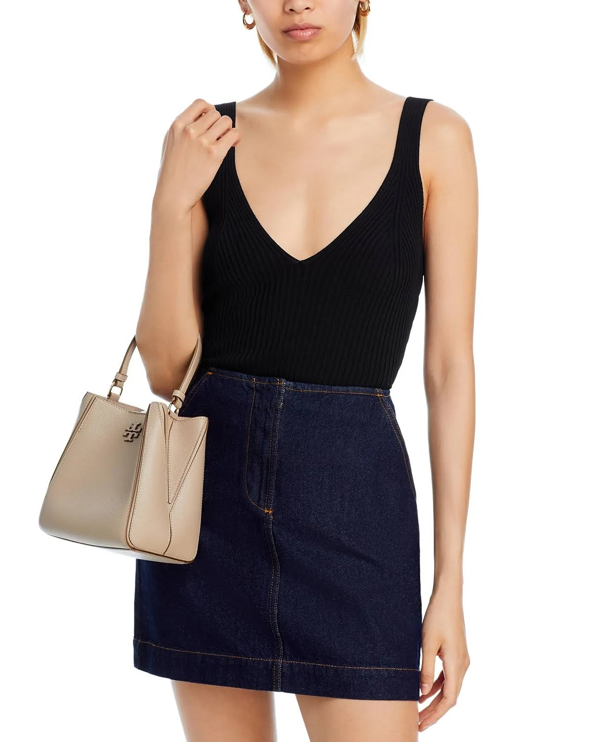 Tory Burch Small Mcgraw Bucket Bag - Black