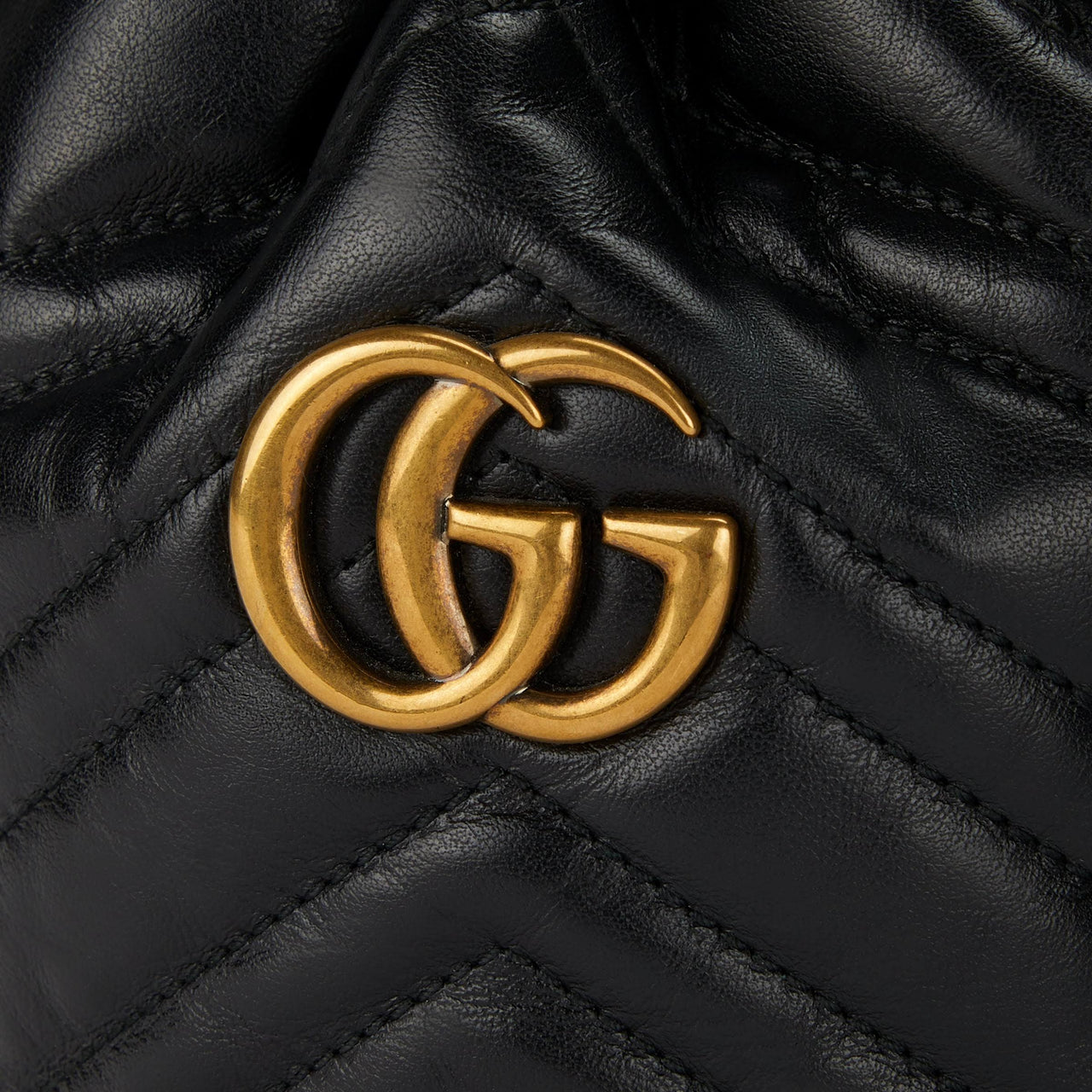 Gucci Mini Leather GG Marmont Bucket Bag - Black - One Size
