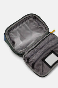Thumbnail for The North Face Base Camp Voyager Toiletry Kit Bag - Duck Green Shady Blue