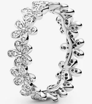 Pandora Dazzling Daisy Band Ring