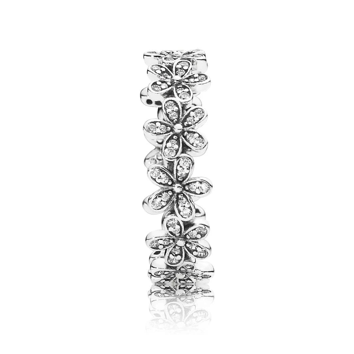 Pandora Dazzling Daisy Band Ring
