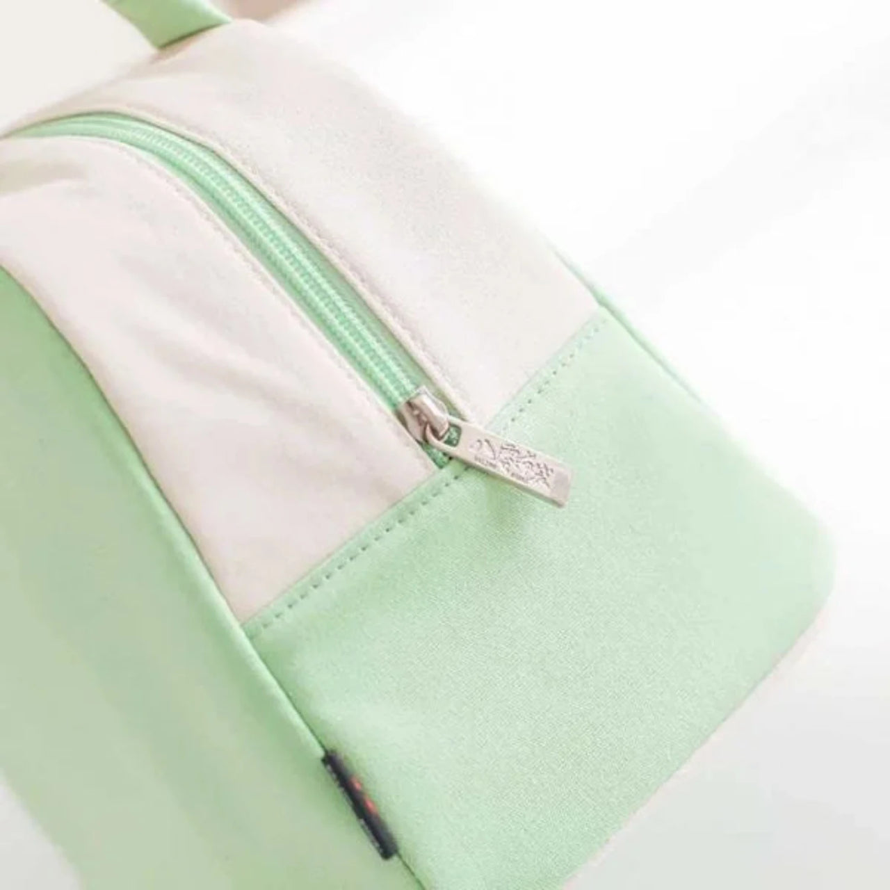 lunchboxbagsideview