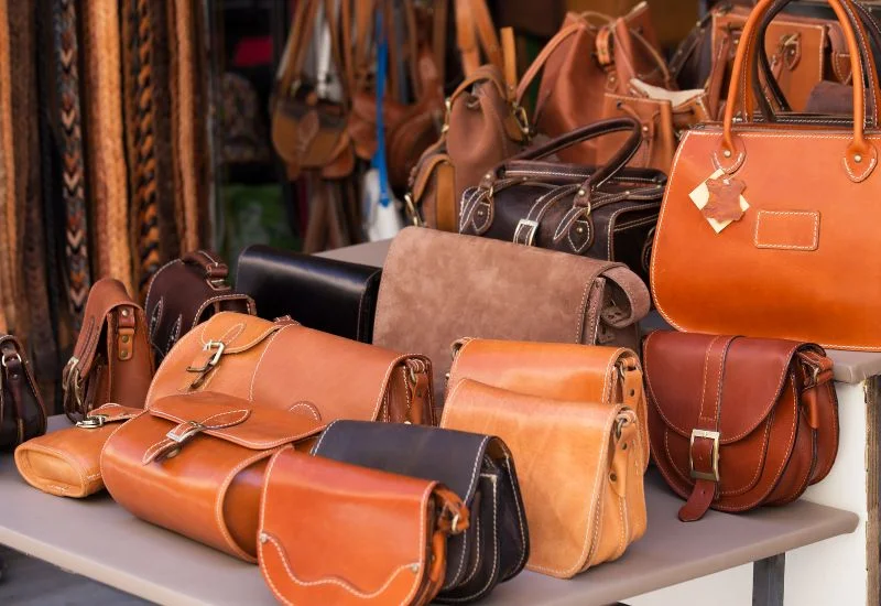 How to Wear a Belt Bag: Stylish Tips for Every Season