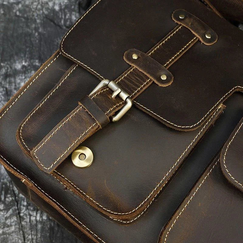 Vintage_Leather_Messenger_Bag_front