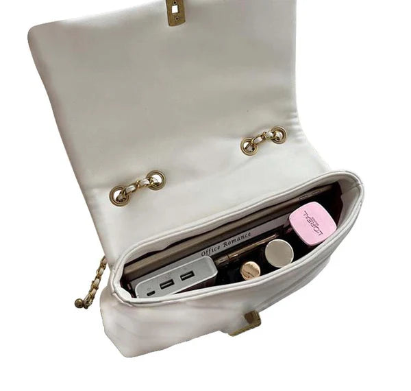 designer_chain_crossbody_inside