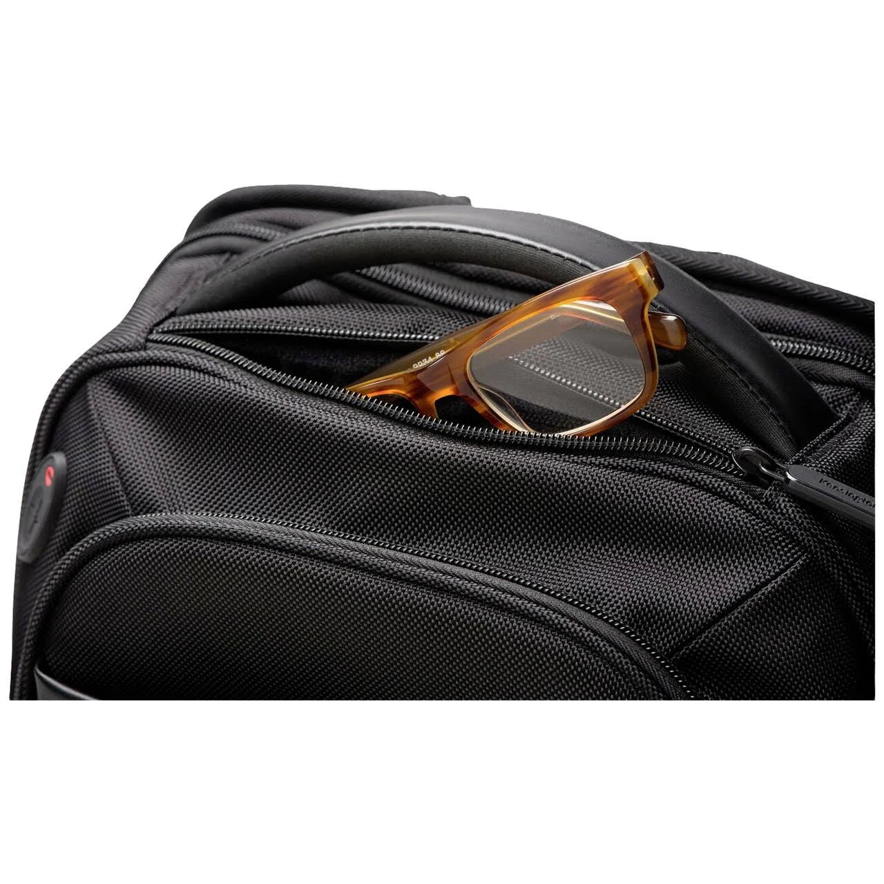 Kensington Contour 2.0 17in Pro Laptop Backpack Black