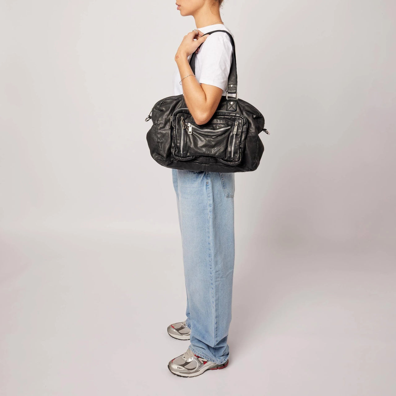 Núnoo Washed Mille Handbag Black