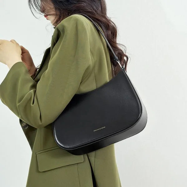 women_sleathershoulderbag_2